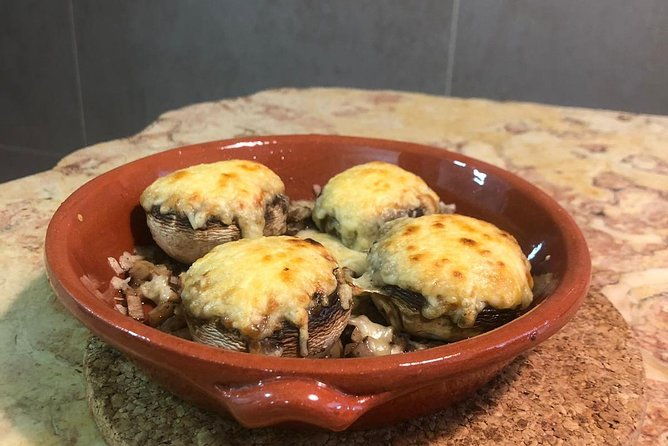 portuguese-traditional-cuisine-dinner-or-tapas-2
