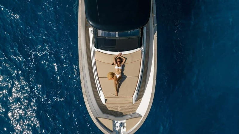 Positano: Amalfi Coast & Emerald Grotto Private Boat Tour - The Emerald Grotto Experience