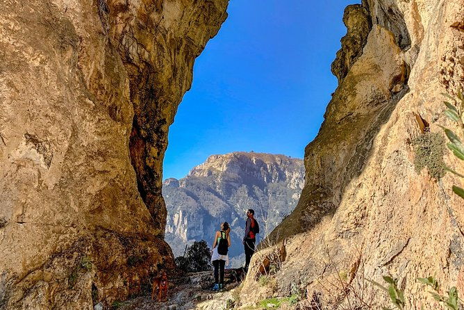 positano-from-the-above-accrossing-the-holey-mountain