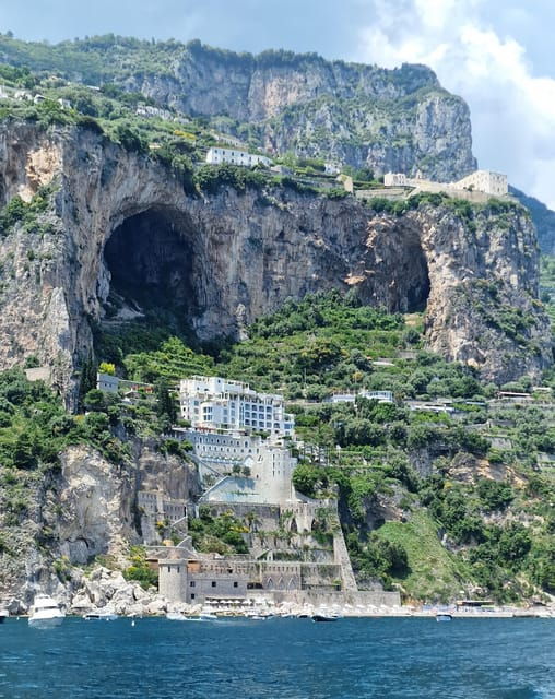 positano-private-boat-tour-along-the-amalfi-coast
