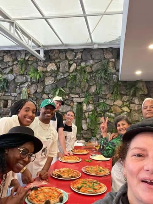 Positano: Small Group Pizza Making Class with Drink Included - The Experience: A Closer Look