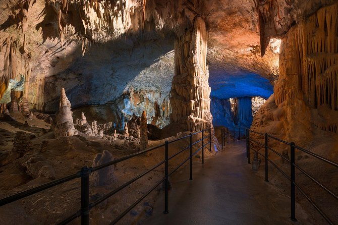 postojna-cave-predjama-castle