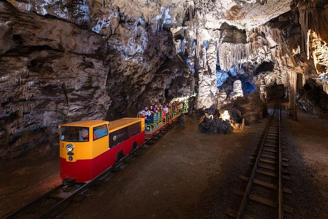 postojna-cave-predjama-castle-from-bled