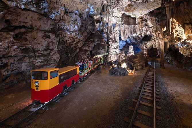 postojna-cave-predjama-castle-shore-excursion-from-trieste-2