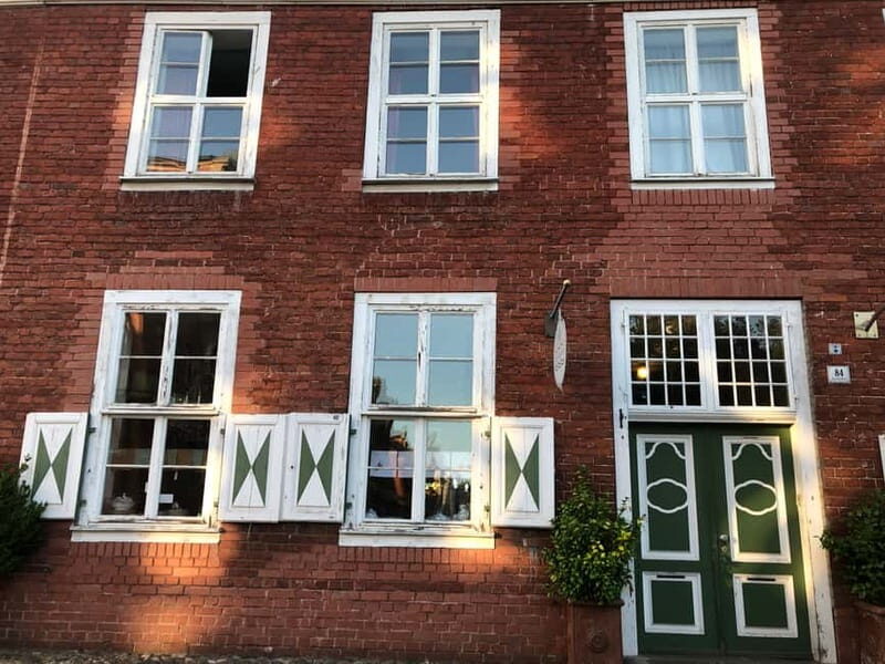 POTSDAM: Old historical town, a walk with a certified guide - Key Points