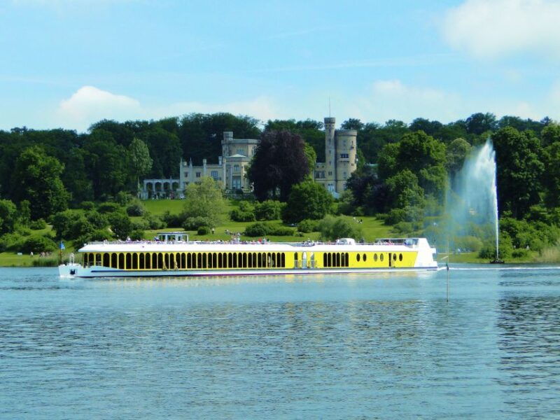 potsdam-palace-tour-by-boat
