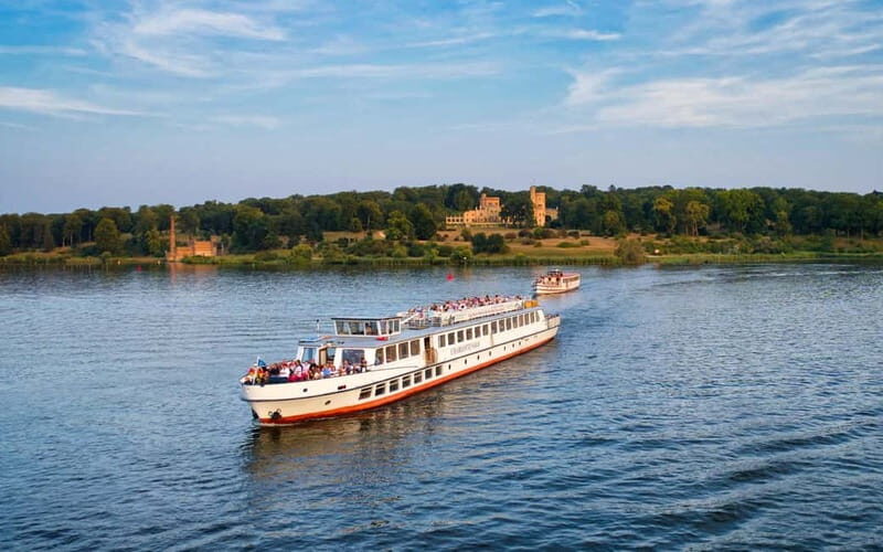 Potsdam: The Wannsee evening tour. Palaces, parks and villas. - What to Expect from the Wannsee Evening Tour