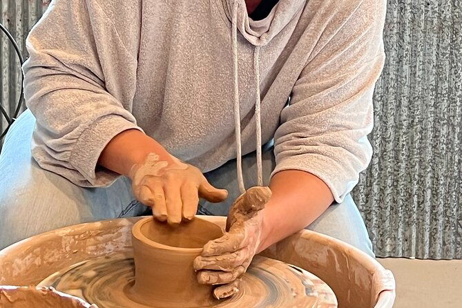 pottery-lesson-just-for-the-fun-of-it