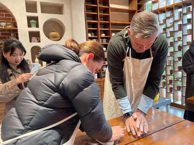 pottery-with-local-artist-fast-firing-ships-worldwide