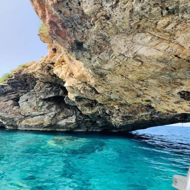 Pounta: A boat trip to the Pirate Cave - Practical Details and Tips