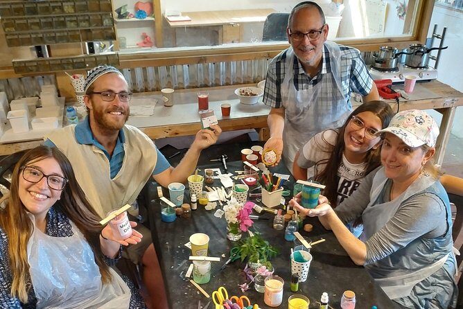 Pour your Own Scented Candles - Kli-ché Workshops - Who This Experience Is Best For
