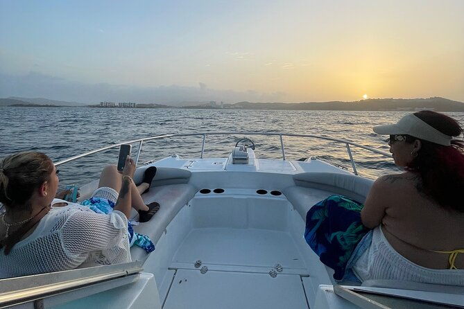 power-catamaran-all-included-island-trips