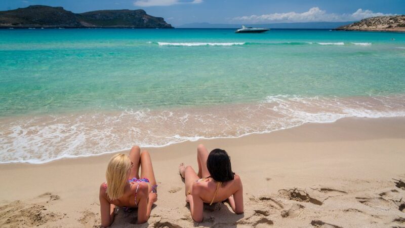 Powerboat Tour Theodorou Island Half Day - Who Is This Tour Best For?