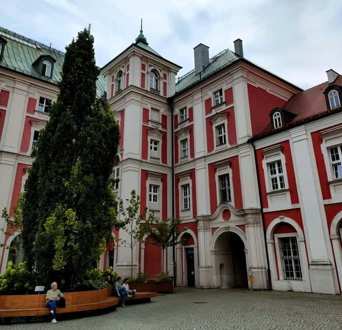 Pozna: Discover & Play  A Guided Tour with a City Game - FAQ