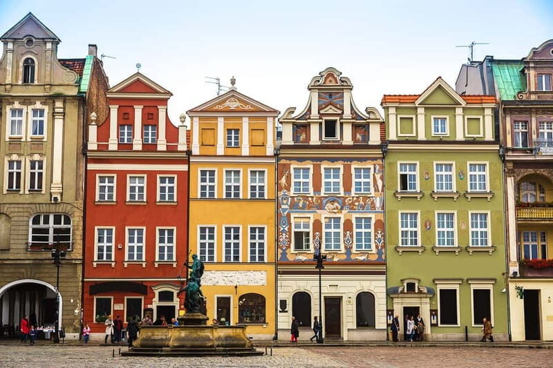 Poznan Old Town and Top Attractions Private Walking Tour - Extending Your Journey: Culture, Architecture, and Military History