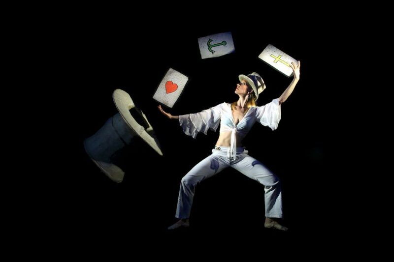 prague-1-5-hour-black-light-theater-srnec-performance