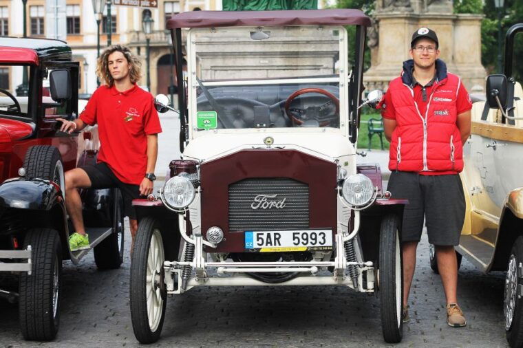 prague-1-5-hour-vintage-car-tour