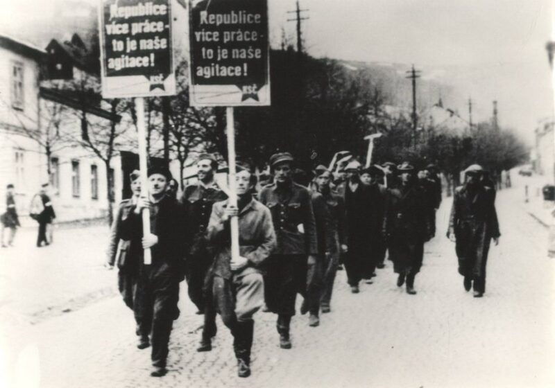 prague-2-hour-back-to-communism-walking-tour