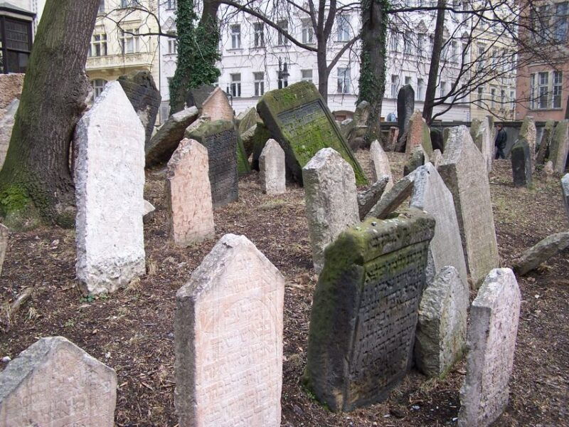 prague-2-hour-old-town-and-jewish-ghetto-walking-tour