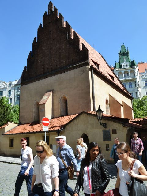 prague-2-hour-old-town-and-jewish-ghetto-walking-tour
