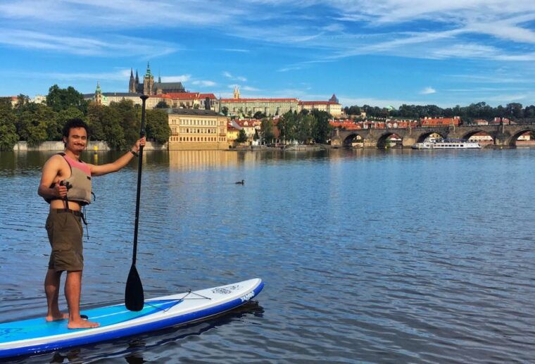 prague-2-hour-paddle-boarding-in-the-city-centre