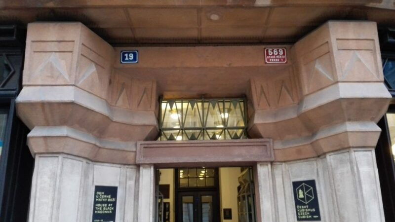 prague-3-hour-architectural-tour