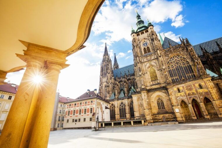 prague-3h-private-tour-of-prague-castle-admission-incl