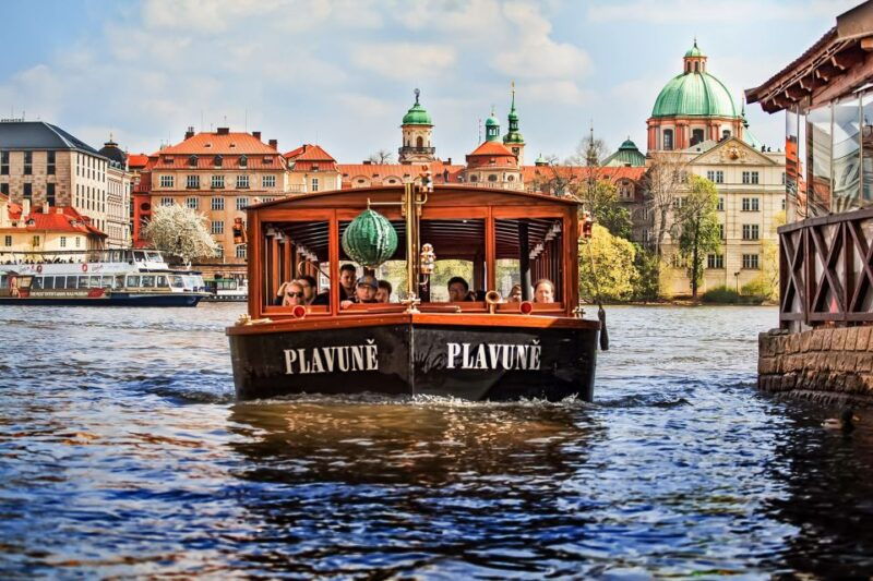 prague-45-minute-historical-river-cruise-and-refreshments