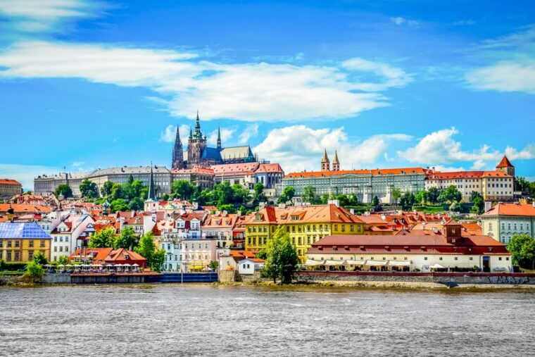 prague-45-minute-sightseeing-cruise-to-devils-channel