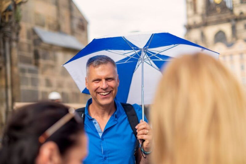 prague-6-hour-tour-with-river-boat-cruise-and-lunch