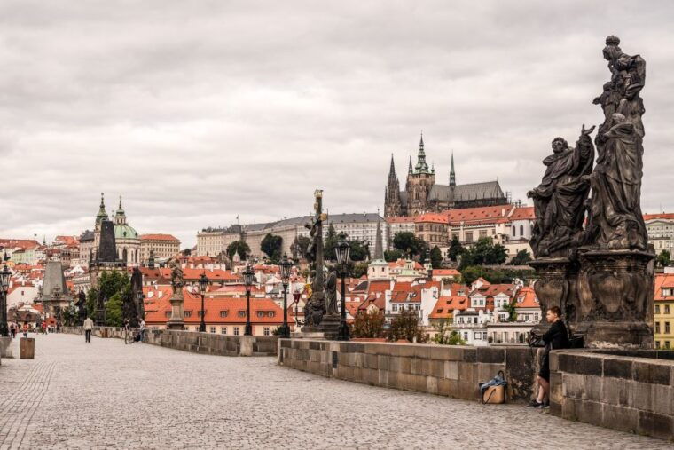 prague-6-hour-tour-with-river-boat-cruise-and-lunch