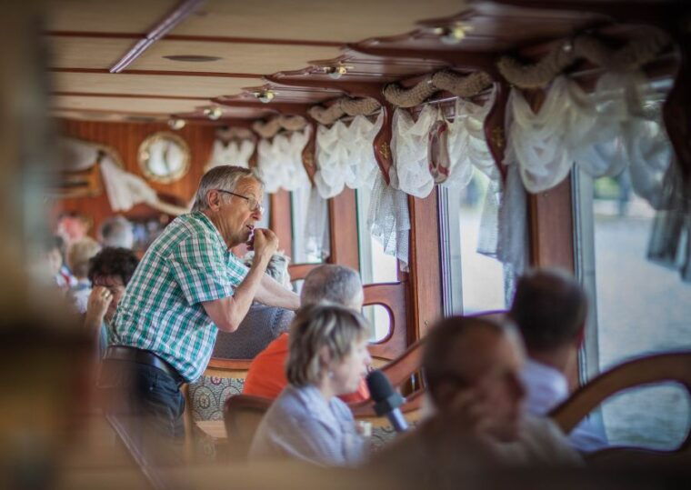 prague-afternoon-beer-cruise-with-drinks-included