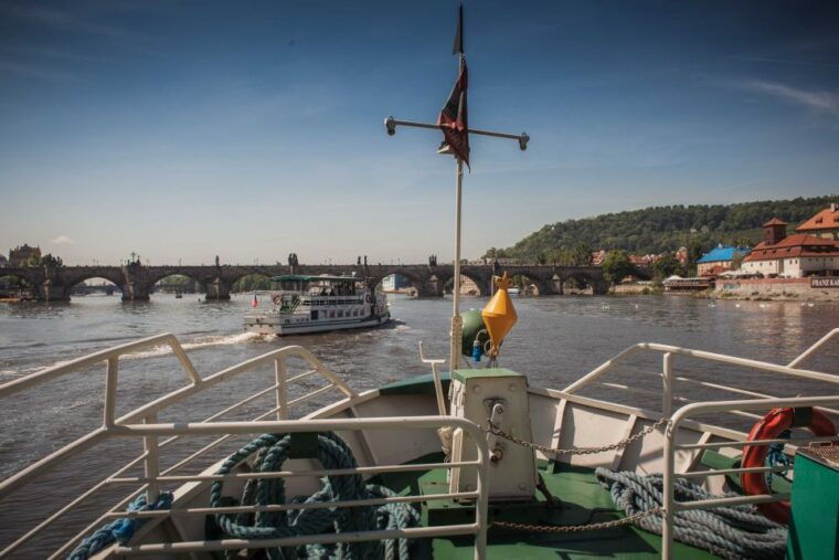 prague-afternoon-beer-cruise-with-drinks-included