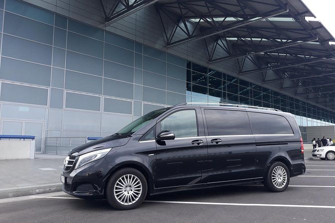 prague-airport-private-departure-transfer-2