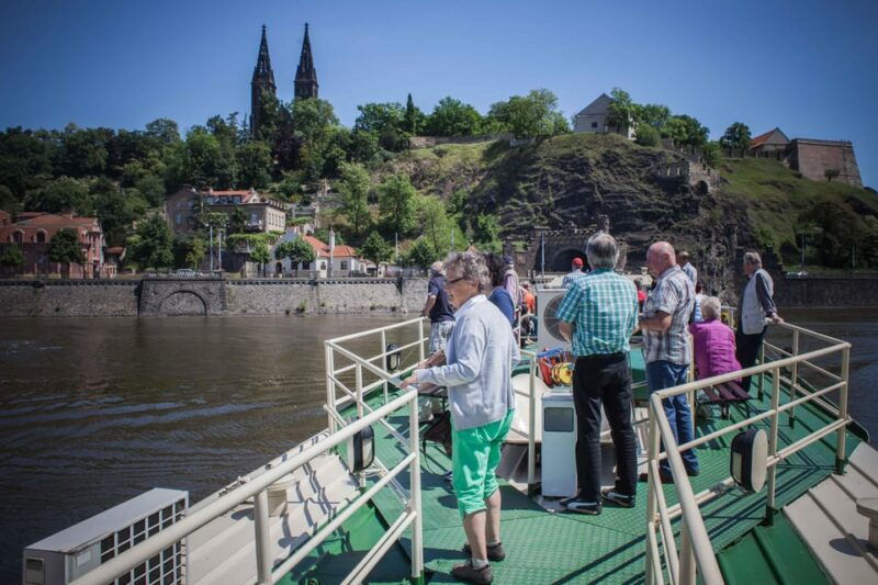 prague-an-unforgettable-2-hour-cruise-on-the-vltava-river