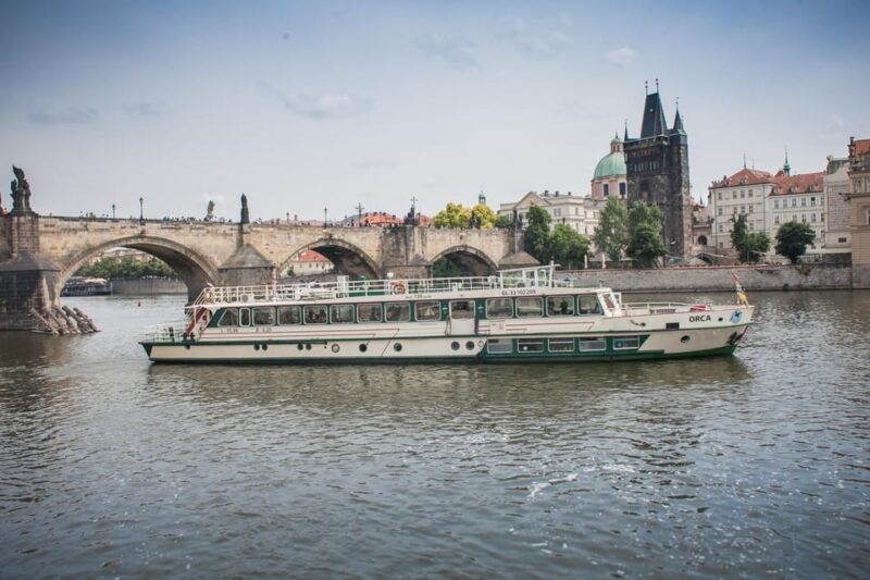 prague-an-unforgettable-2-hour-cruise-on-the-vltava-river