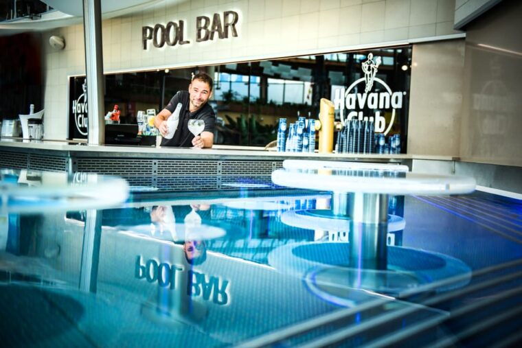 prague-aquapalace-indoor-outdoor-water-park-ticket
