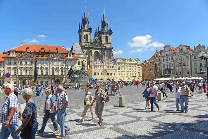 prague-best-sightseeing-walking-tour-with-a-private-local-guide