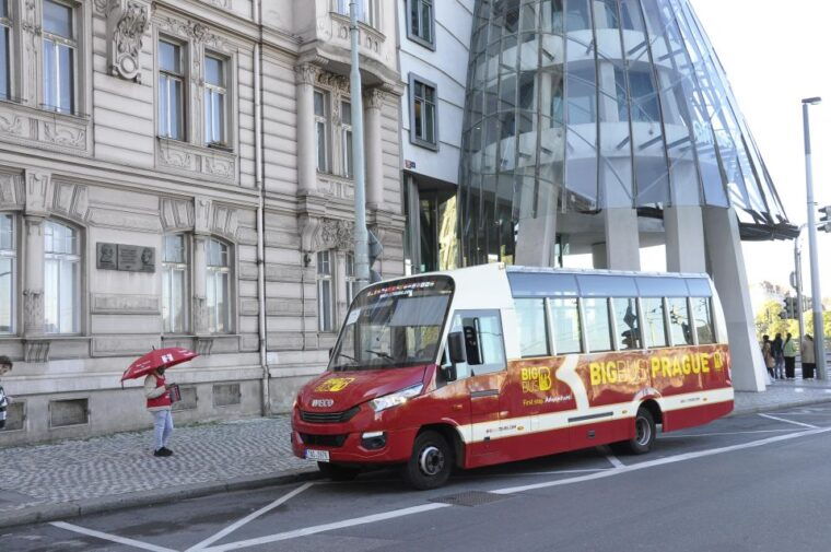 prague-big-bus-hop-on-hop-off-tour-and-vltava-river-cruise