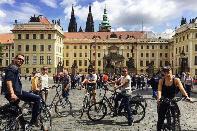 prague-bike-tour-stunning-viewpoints-castle-city-park