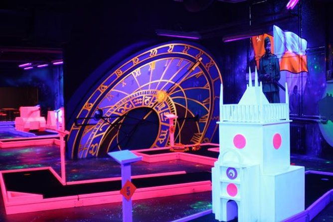 prague-black-light-mini-golf-admission-ticket