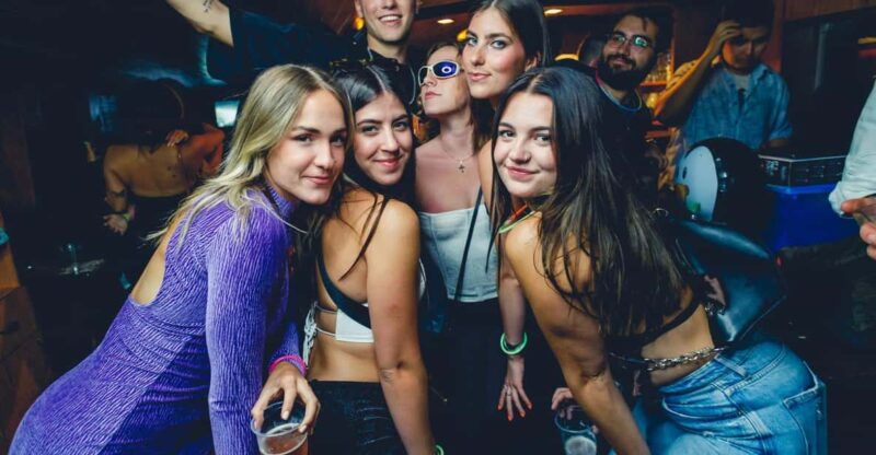 prague-boat-party-with-unlimited-drinks-after-party-entry