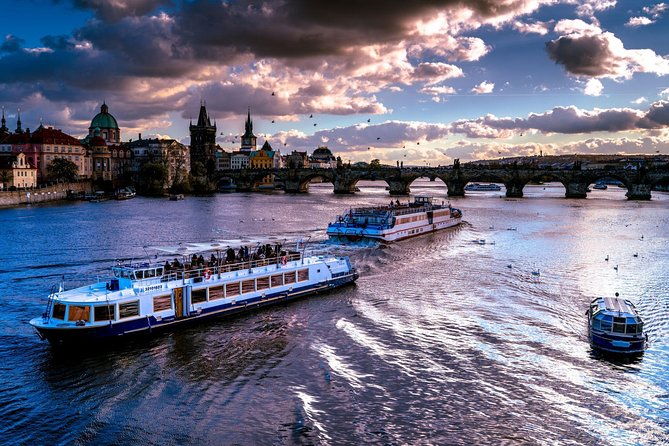 prague-boats-1-hour-cruise