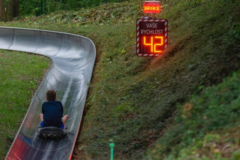 prague-bobsledding-private-transport