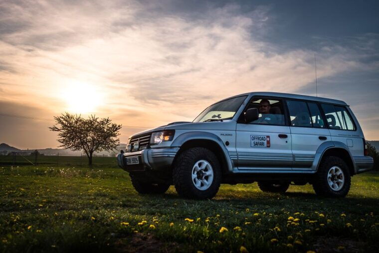 prague-bohemian-uplands-garnet-panninganimal-farm-4wd-tour