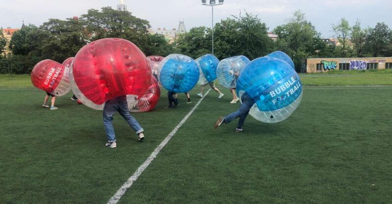 prague-bubbles-football-zorb-football-in-centrum