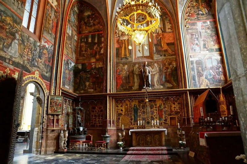 Prague Castle: 1-Hour Introduction Tour with Entry Ticket - FAQs