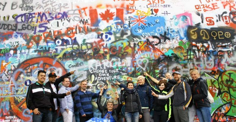 prague-castle-and-charles-bridge-private-walking-tour