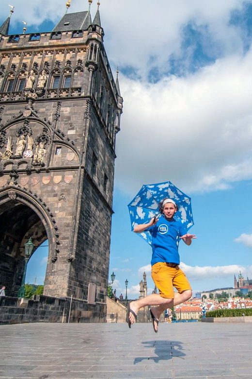 prague-castle-and-charles-bridge-private-walking-tour