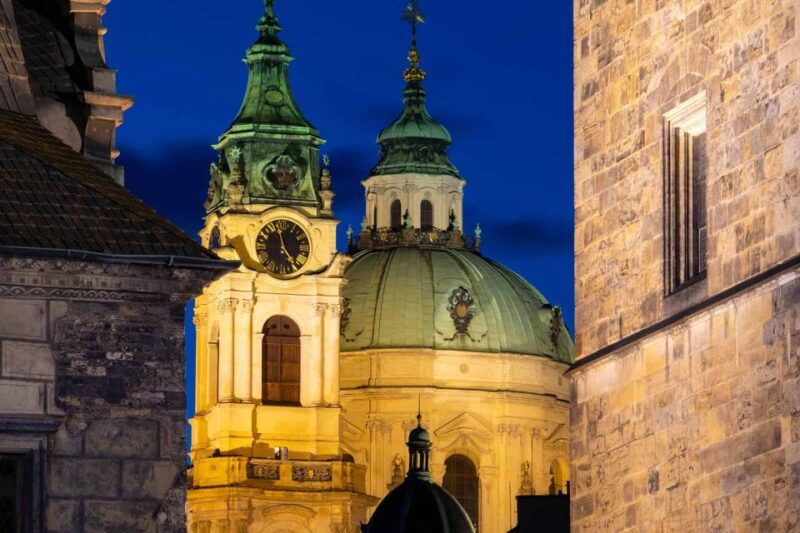 prague-castle-and-lesser-town-walking-tour-with-local-guide